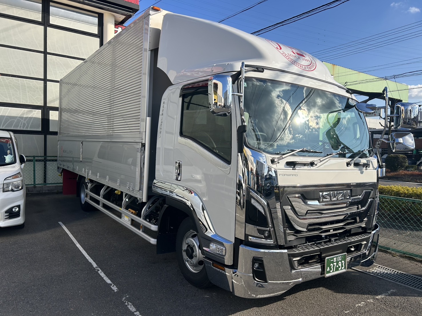 年収UPのチャンス！4tトラック運転手としての新たな挑戦がここにある